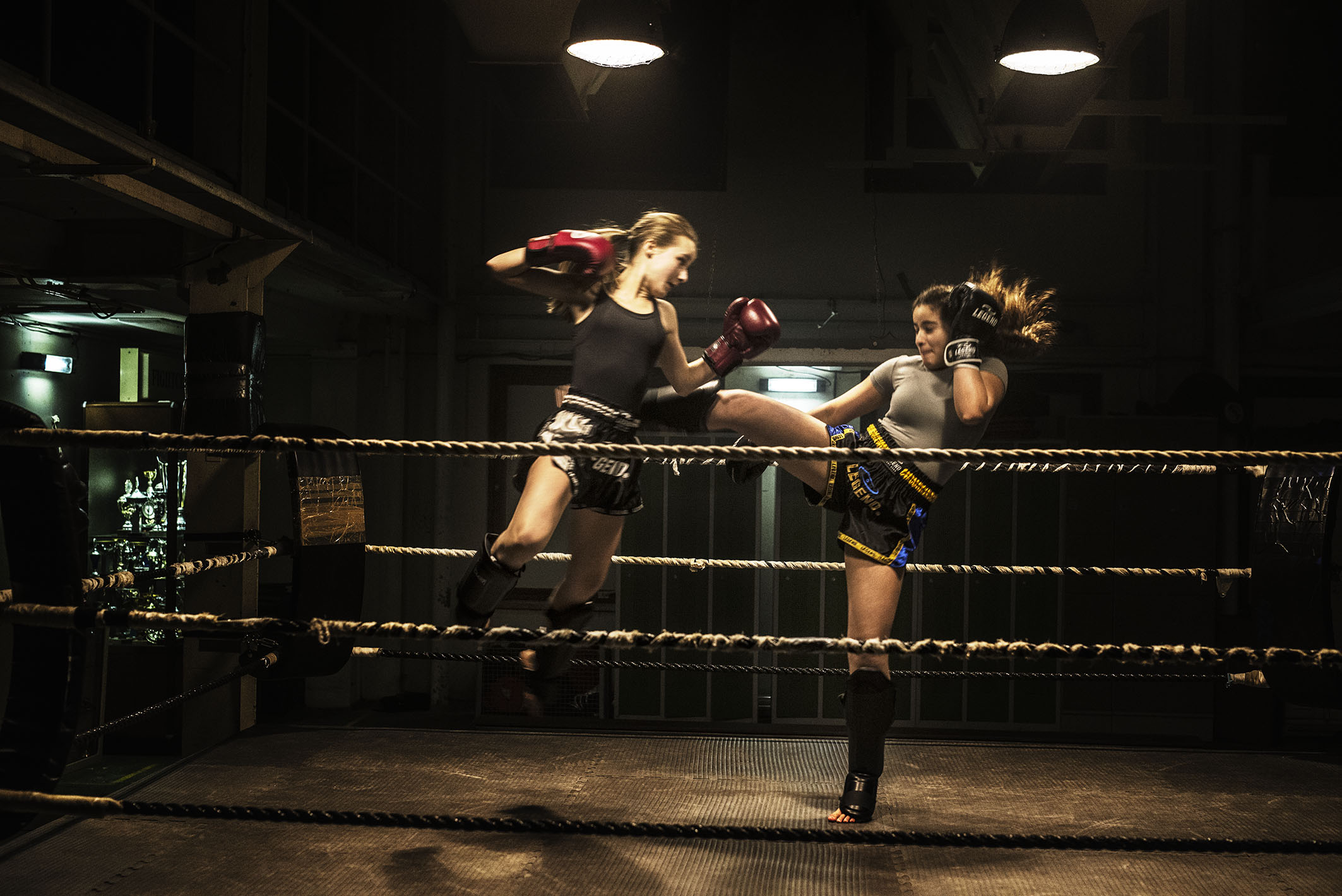 FIGHT GIRL