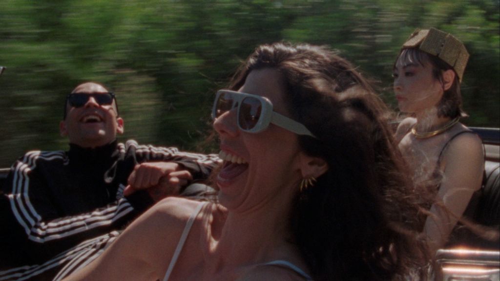 'On the Go' es una road movie plagada de música, donde se plantea el dilema de la maternidad.