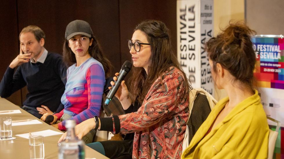 'On The Go' rinde homenaje a la película de Gonzalo García Pelayo 'Corridas de alegría'.