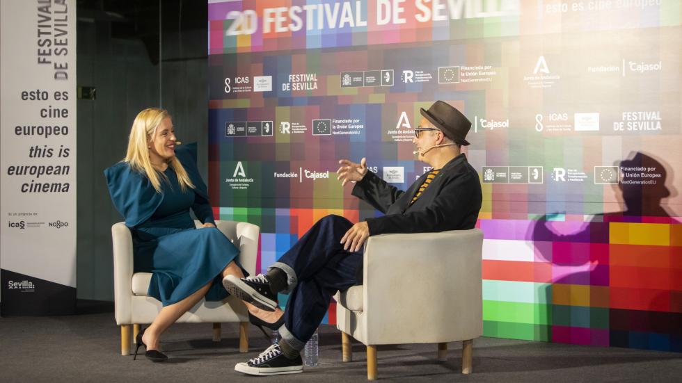 La experta en cine de animación y docente Pilar Yébenes ha conducido la entrevista a Pablo Berger.