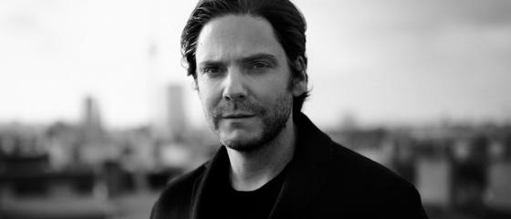 DANIEL BRÜHL