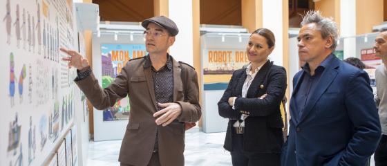 En la exposición se puede apreciar el proceso de creación de escenarios, personajes y atmósferas.